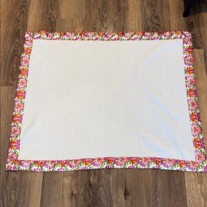 Vera Bradley Lilli Bell White Pink Baby Blanket Swaddle Pink Floral Satin Trim